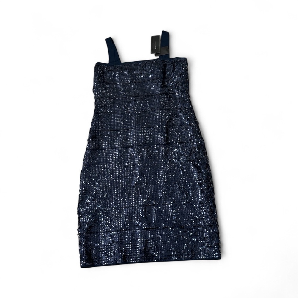 NWT BCBG MAXAZRIA Nadine Sequined Cocktail Mini Dress Medium